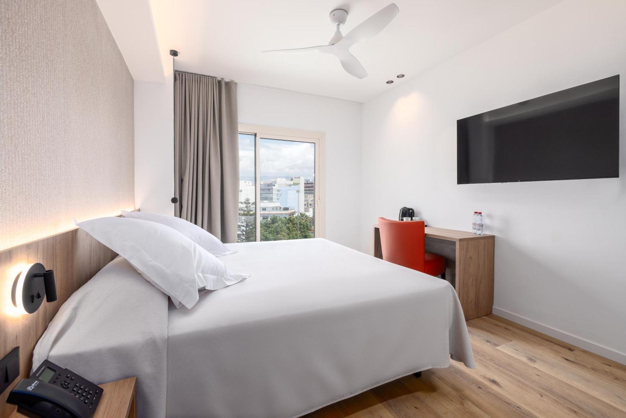 Ohtels Gran Hotel Almeria Phòng bức ảnh