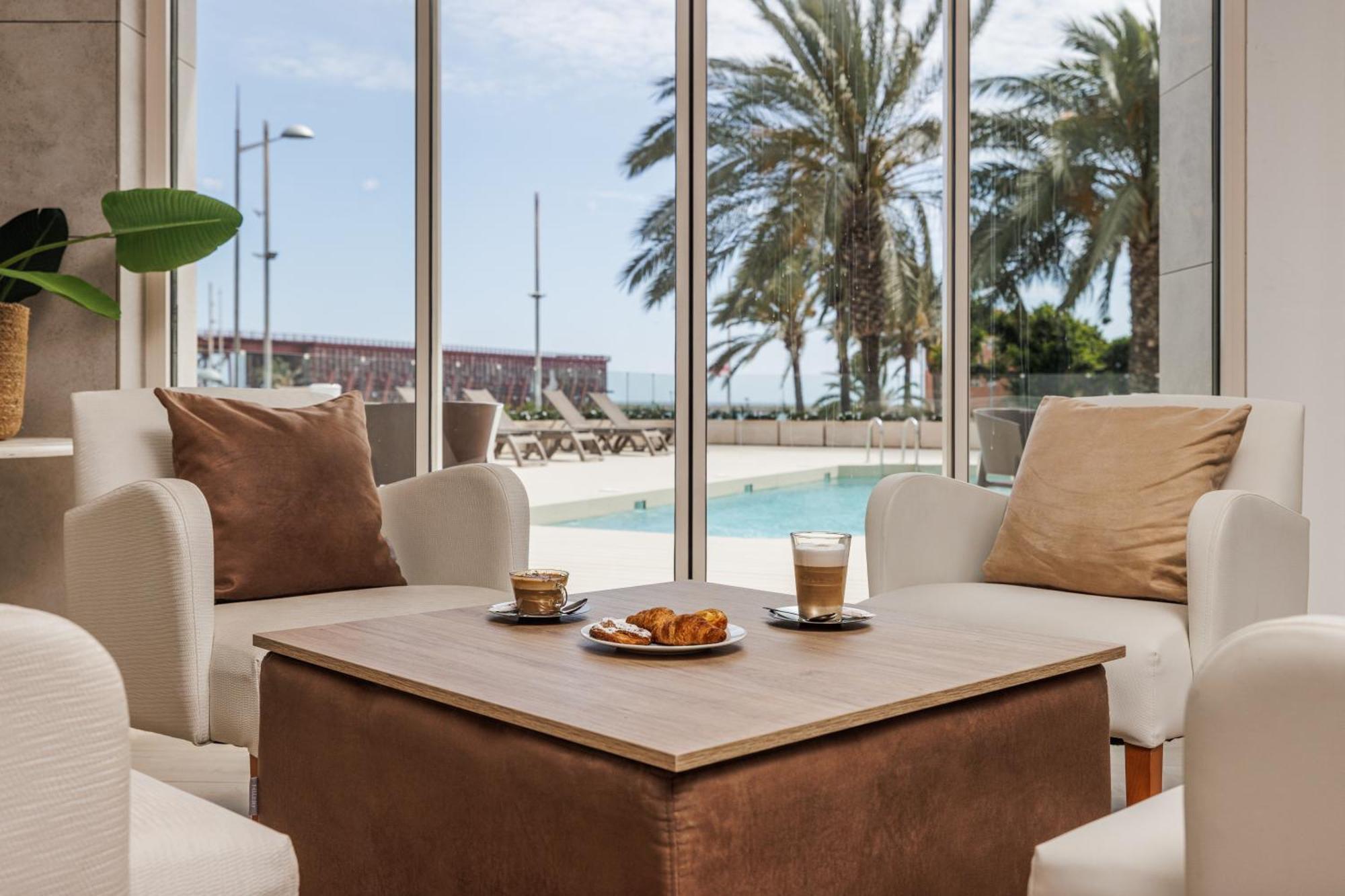 Ohtels Gran Hotel Almeria Ngoại thất bức ảnh