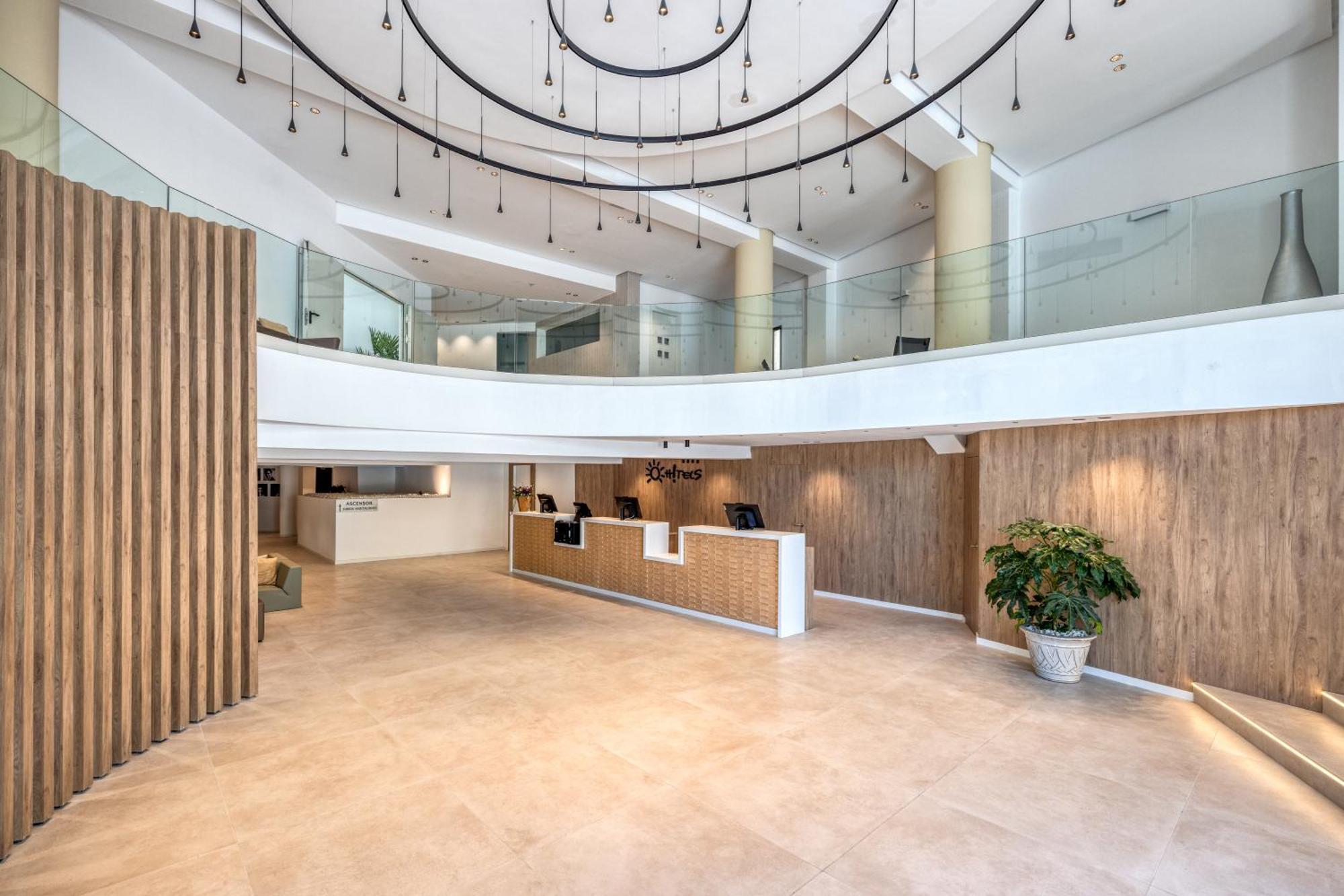 Ohtels Gran Hotel Almeria Ngoại thất bức ảnh