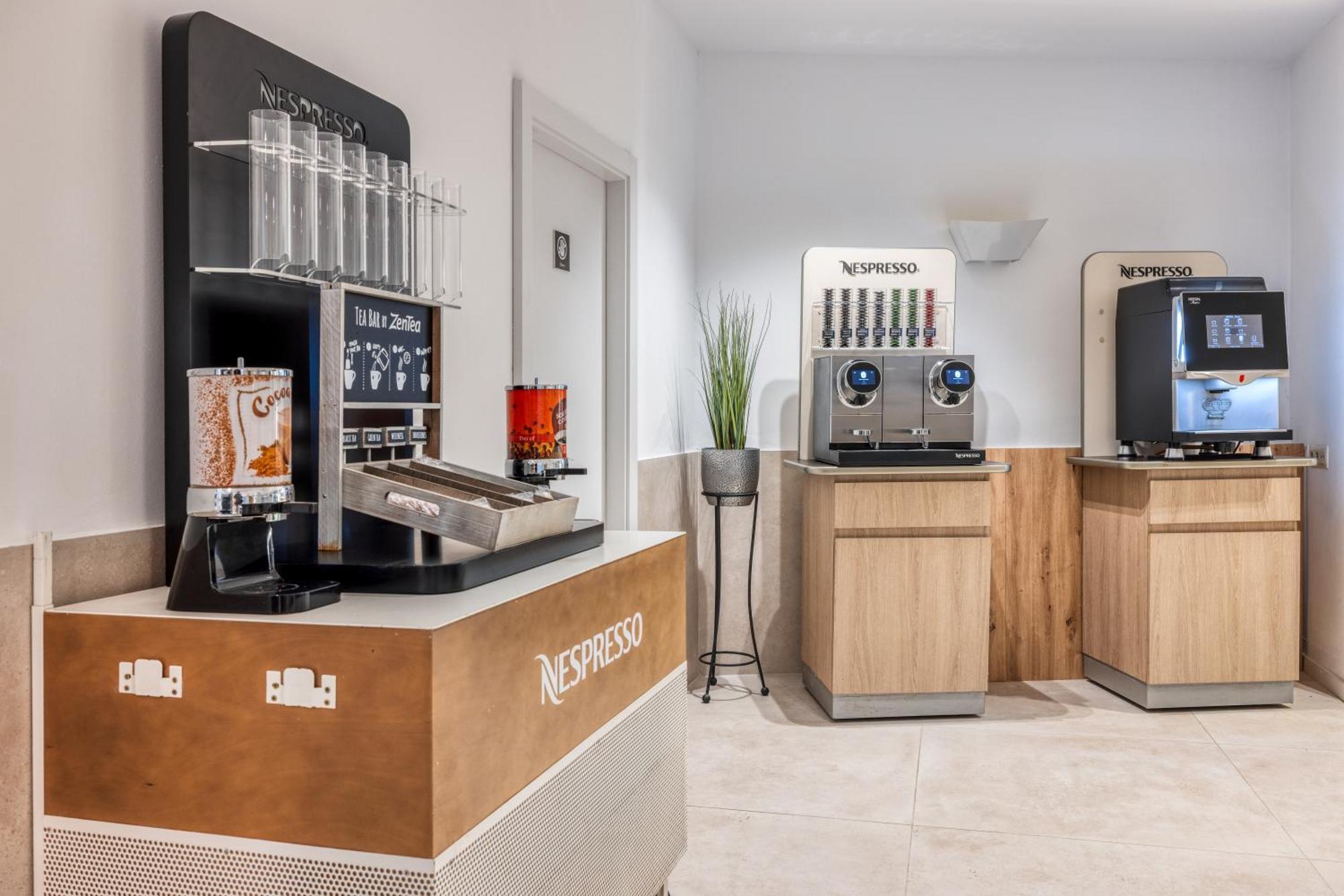 Ohtels Gran Hotel Almeria Ngoại thất bức ảnh